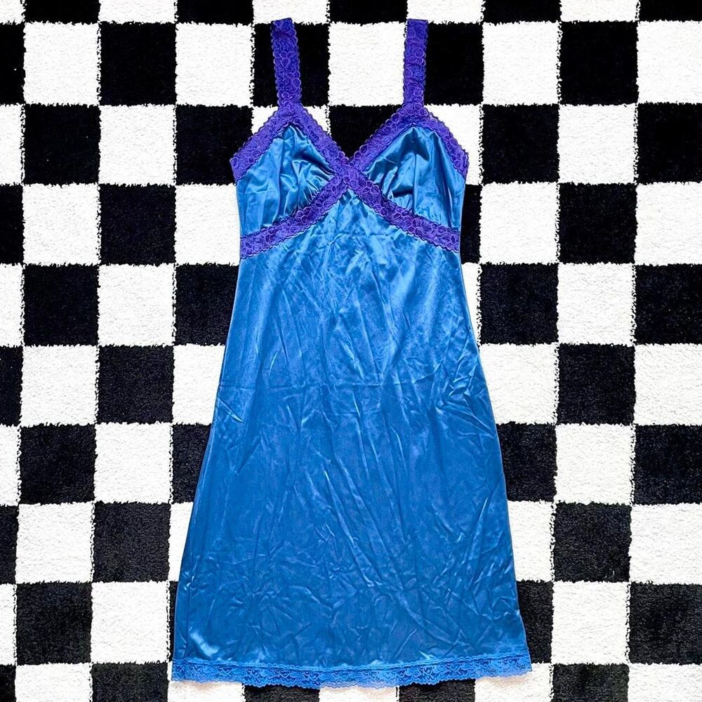 Vintage 70s Dupont Blue Slip